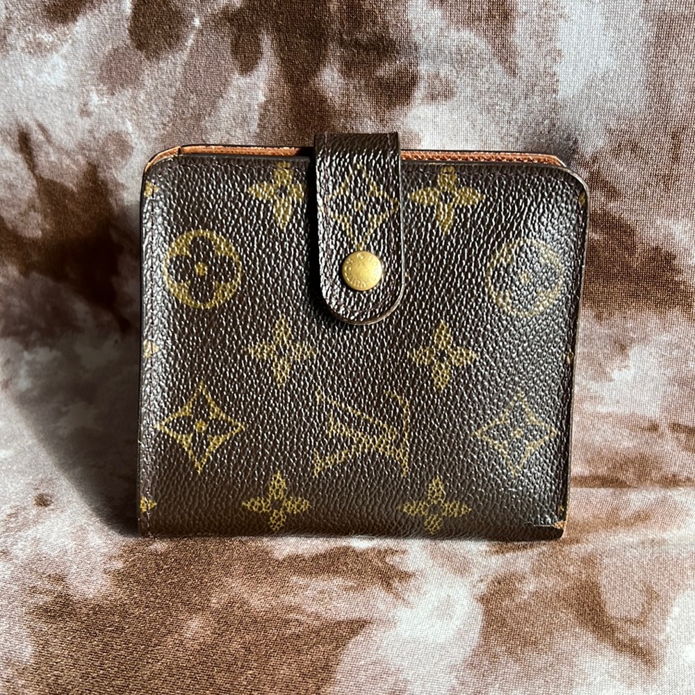 Louis Vuitton Wallet